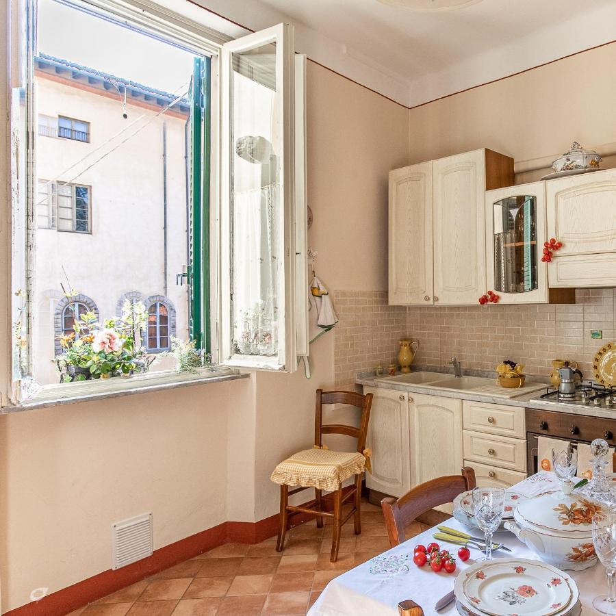 Casa Anna Apartment ลุคคา ภายนอก รูปภาพ