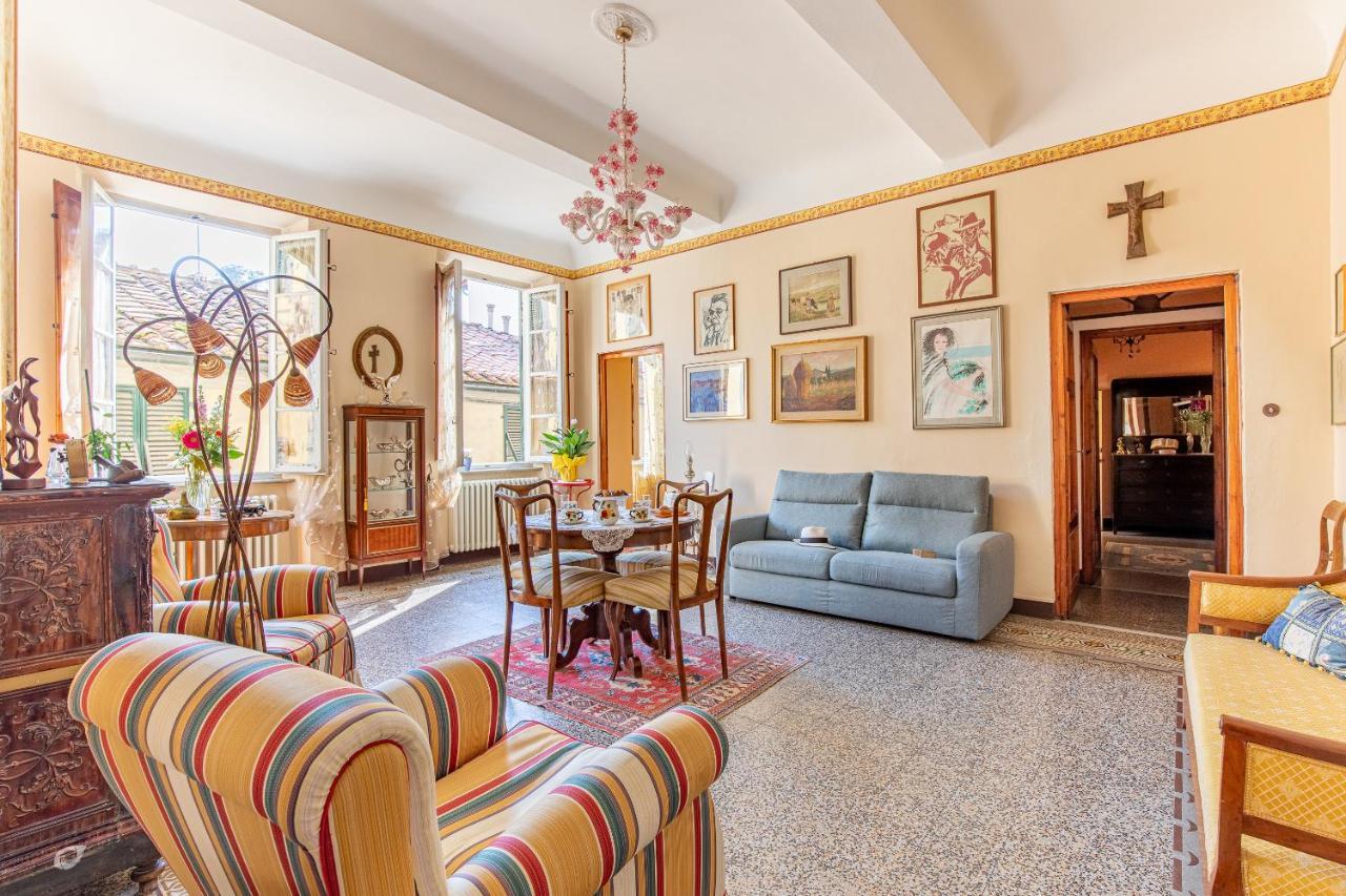 Casa Anna Apartment ลุคคา ภายนอก รูปภาพ