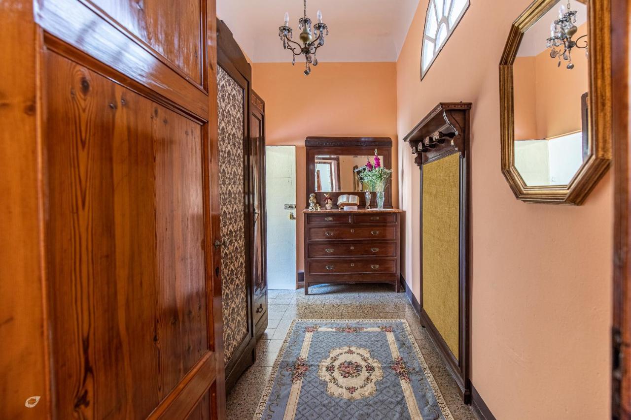 Casa Anna Apartment ลุคคา ภายนอก รูปภาพ