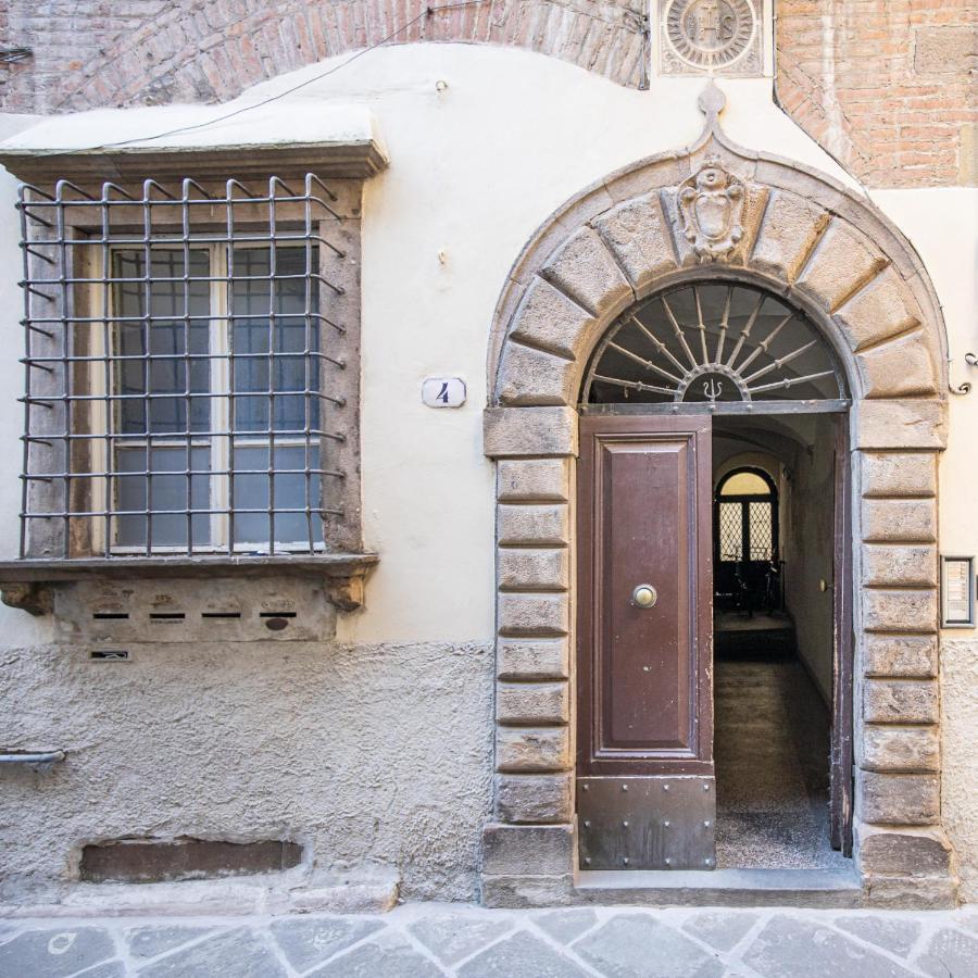 Casa Anna Apartment ลุคคา ภายนอก รูปภาพ